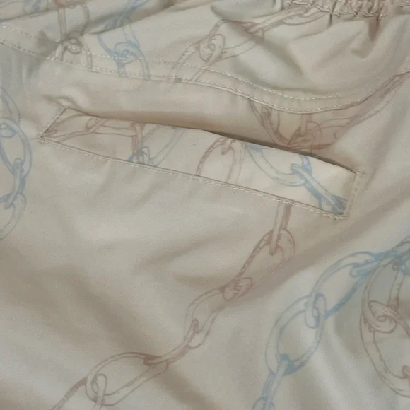 Embroidered Smoke Rise Special Edition White Crème Cargo Shorts Women’s Size XL - Picture 13 of 16